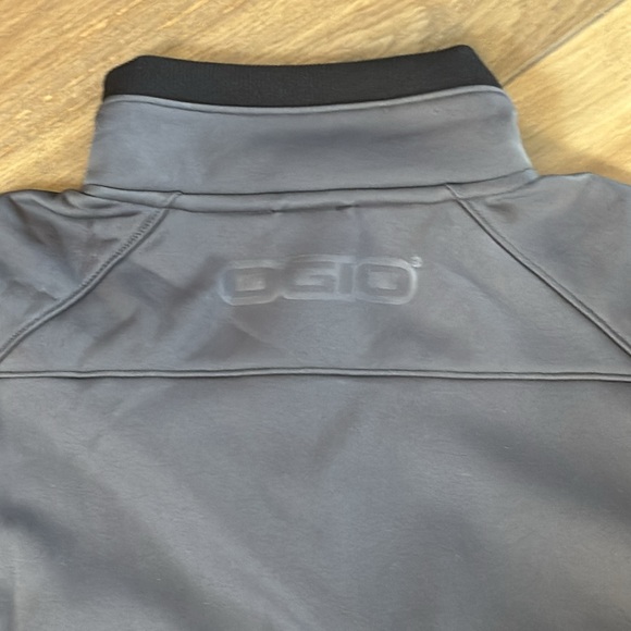 OGIO 1/4 zip - Picture 3 of 9